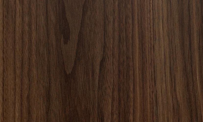 Classic Walnut — Surface detail