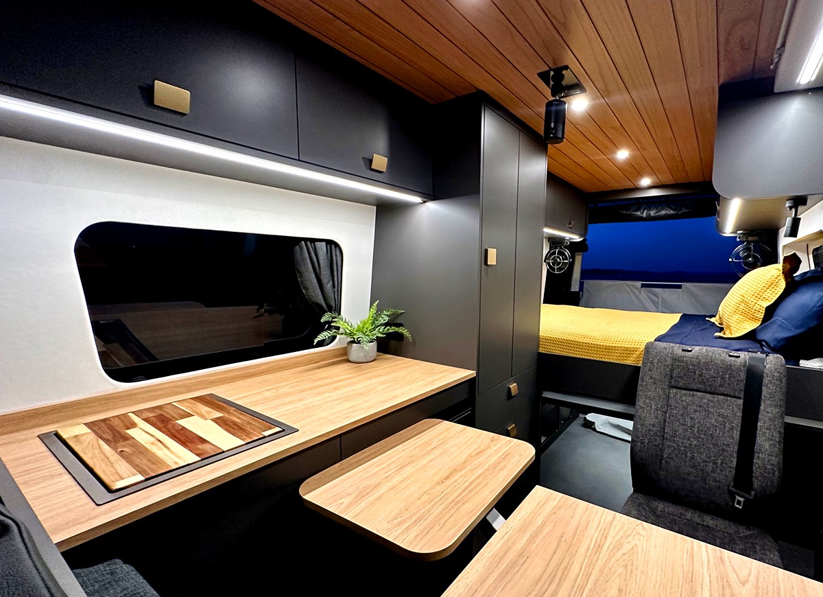 Van-Go-Caravans---Photo-08.jpg