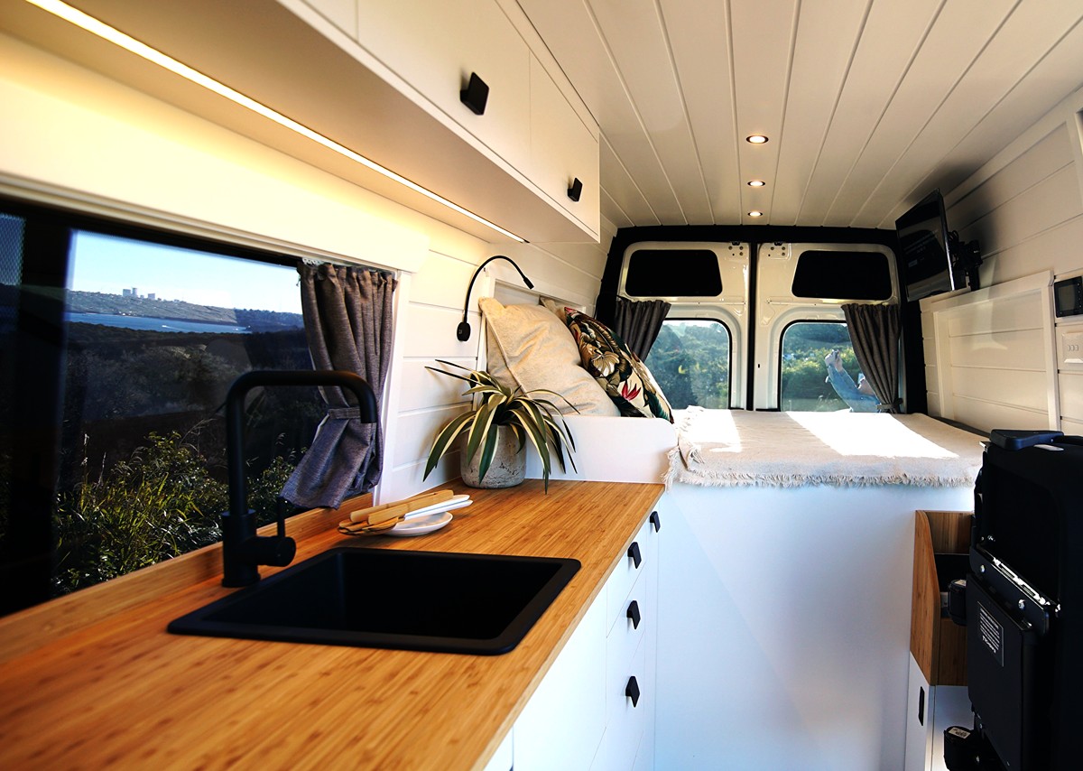 Van-Go-Caravans---Photo-09.jpg