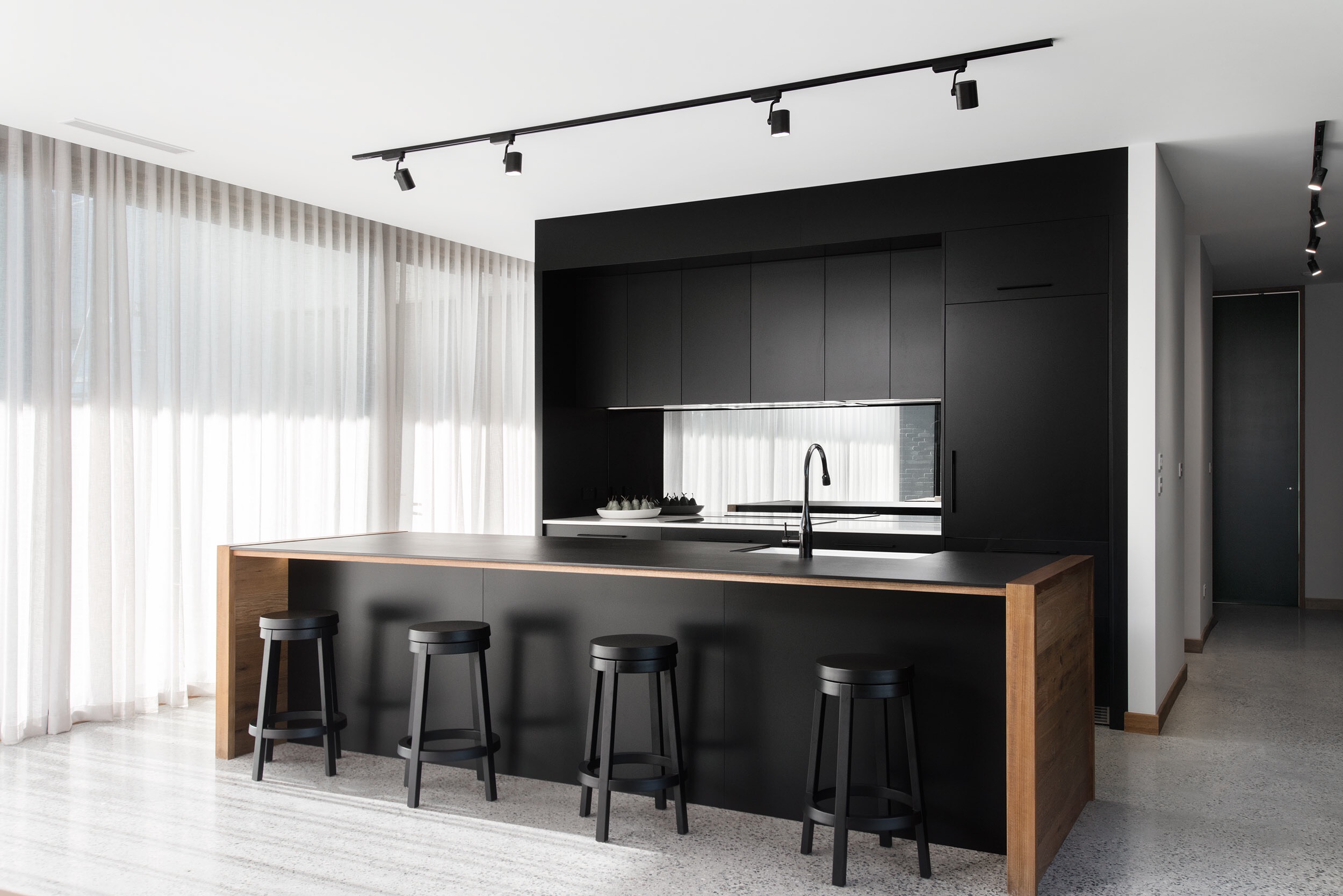 Carbon TruGloss 5